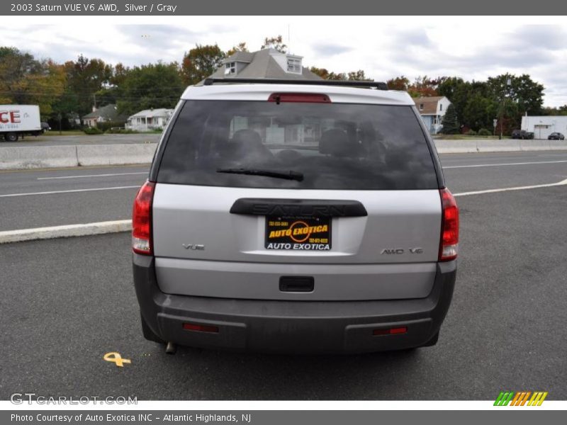 Silver / Gray 2003 Saturn VUE V6 AWD