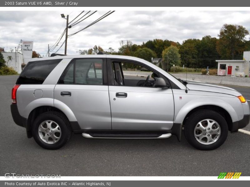 Silver / Gray 2003 Saturn VUE V6 AWD