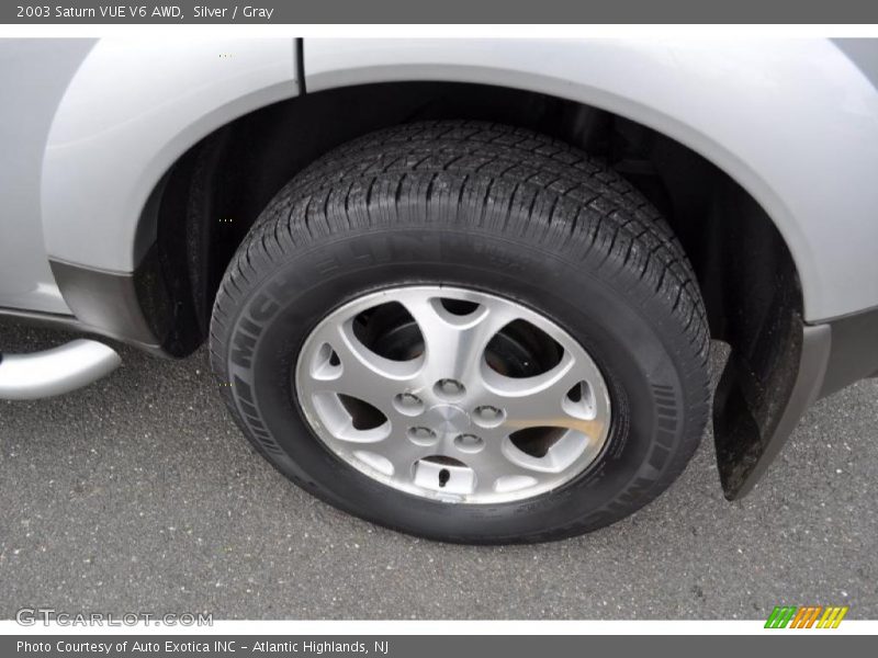 Silver / Gray 2003 Saturn VUE V6 AWD