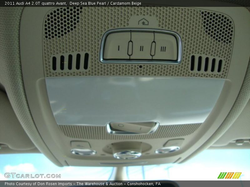 Controls of 2011 A4 2.0T quattro Avant