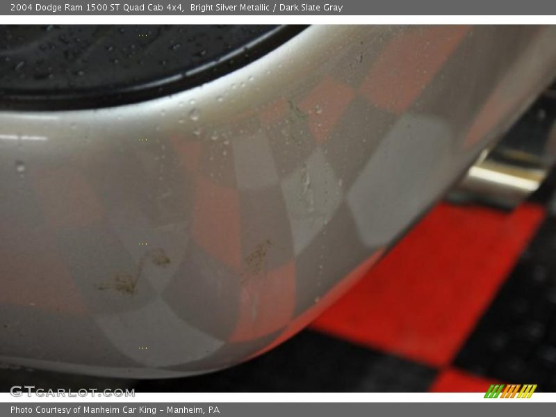 Bright Silver Metallic / Dark Slate Gray 2004 Dodge Ram 1500 ST Quad Cab 4x4