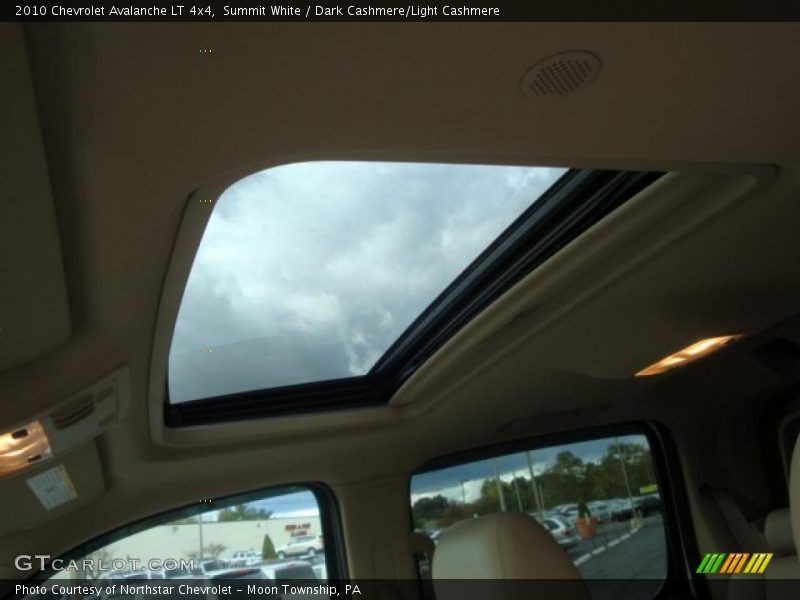 Summit White / Dark Cashmere/Light Cashmere 2010 Chevrolet Avalanche LT 4x4