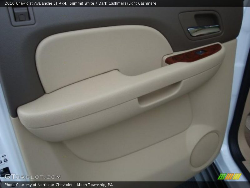 Summit White / Dark Cashmere/Light Cashmere 2010 Chevrolet Avalanche LT 4x4