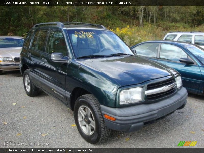 Medium Green Pearl Metallic / Medium Gray 2002 Chevrolet Tracker 4WD Hard Top
