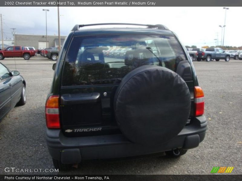 Medium Green Pearl Metallic / Medium Gray 2002 Chevrolet Tracker 4WD Hard Top