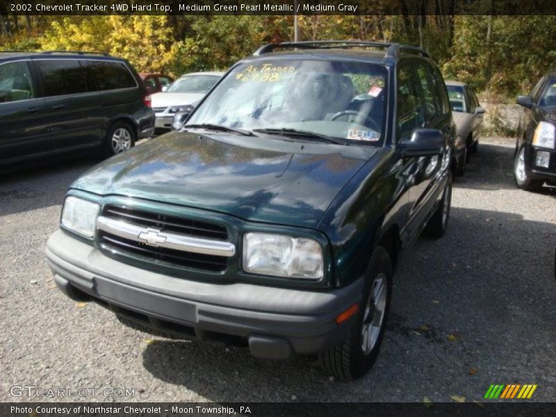 Medium Green Pearl Metallic / Medium Gray 2002 Chevrolet Tracker 4WD Hard Top