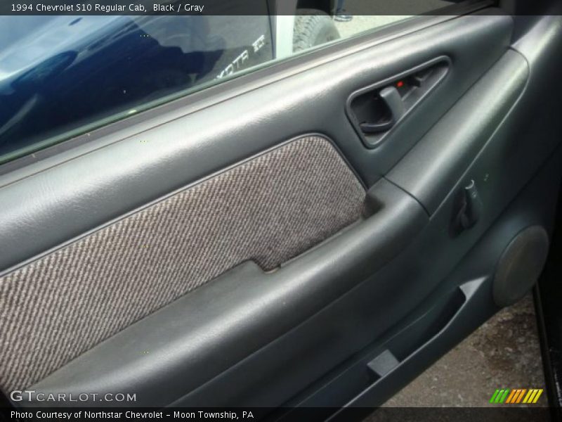 Black / Gray 1994 Chevrolet S10 Regular Cab
