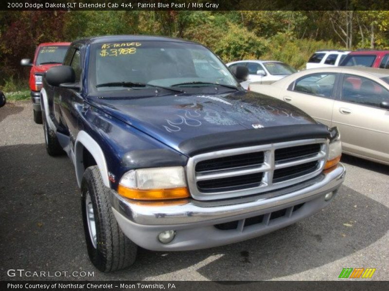 Patriot Blue Pearl / Mist Gray 2000 Dodge Dakota SLT Extended Cab 4x4