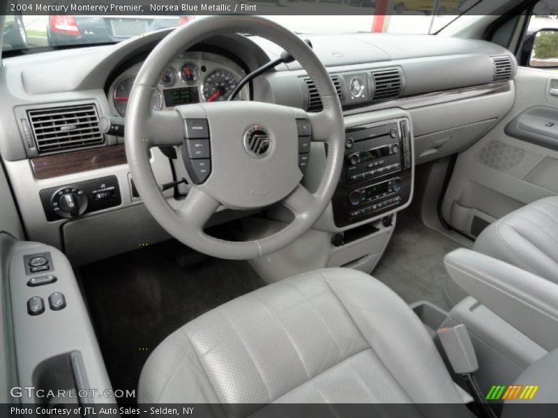  2004 Monterey Premier Flint Interior