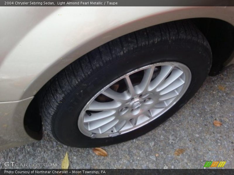 Light Almond Pearl Metallic / Taupe 2004 Chrysler Sebring Sedan