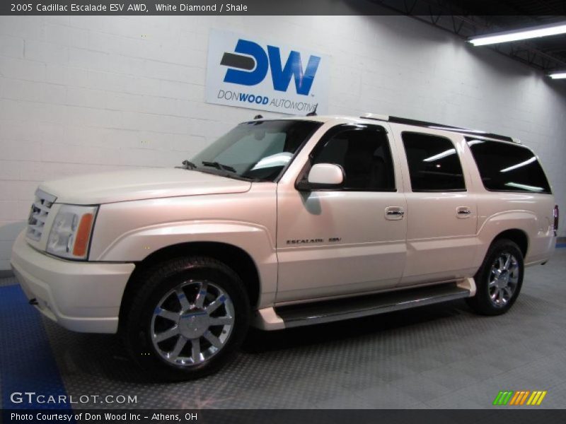 White Diamond / Shale 2005 Cadillac Escalade ESV AWD