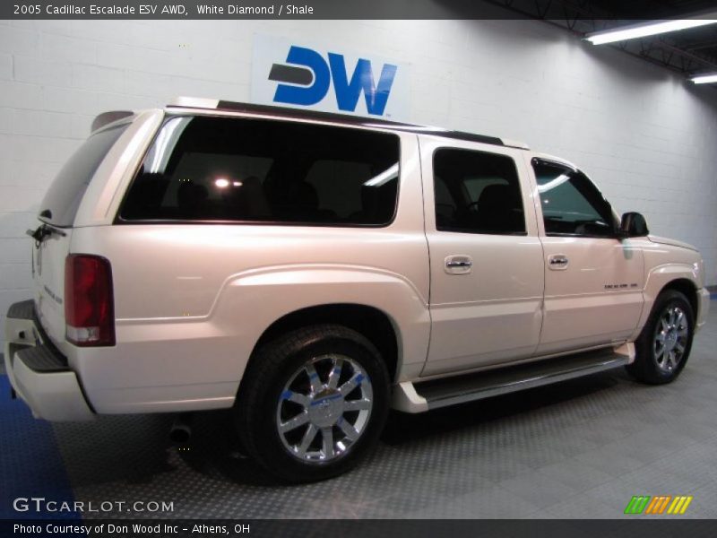 White Diamond / Shale 2005 Cadillac Escalade ESV AWD