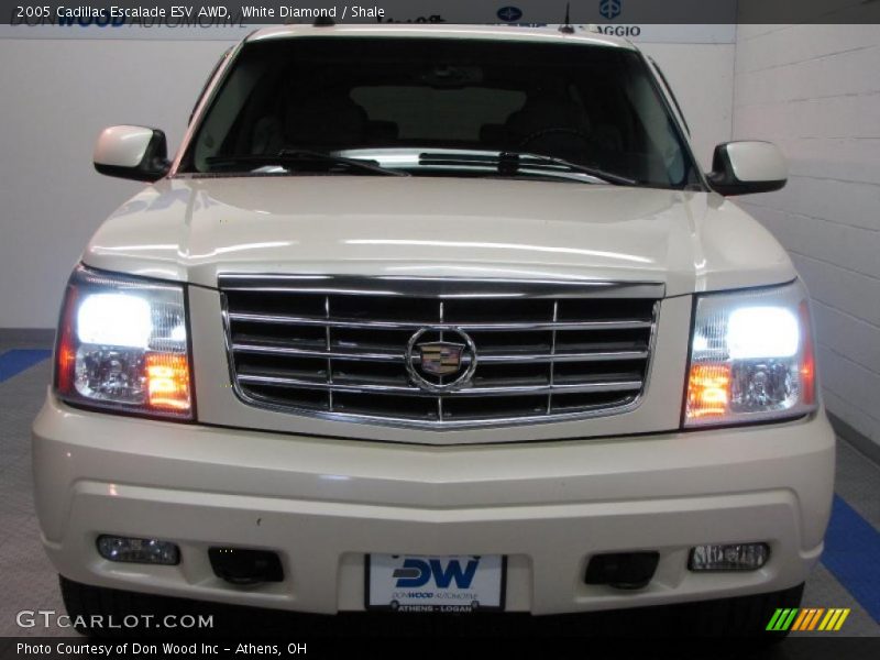 White Diamond / Shale 2005 Cadillac Escalade ESV AWD