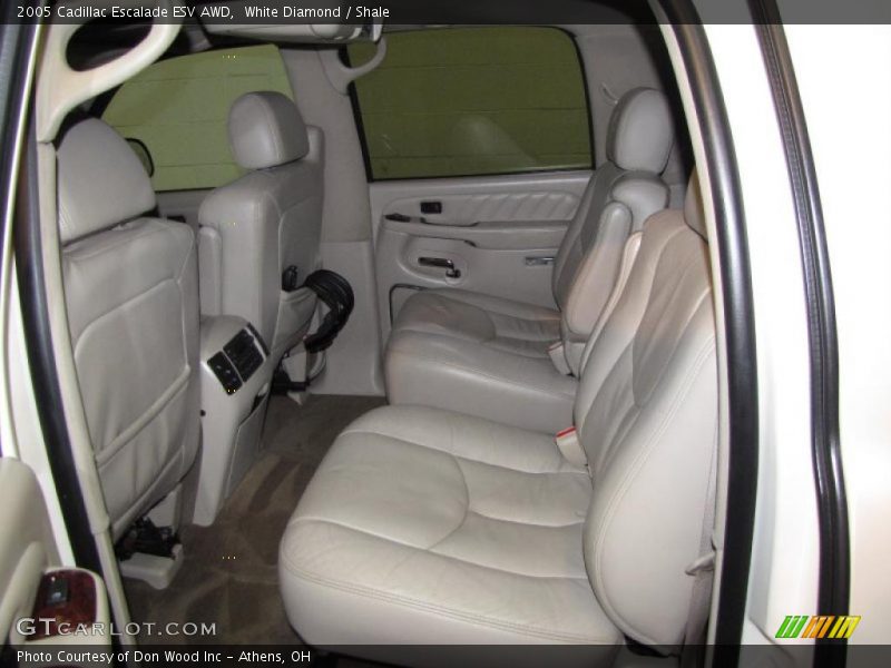 White Diamond / Shale 2005 Cadillac Escalade ESV AWD