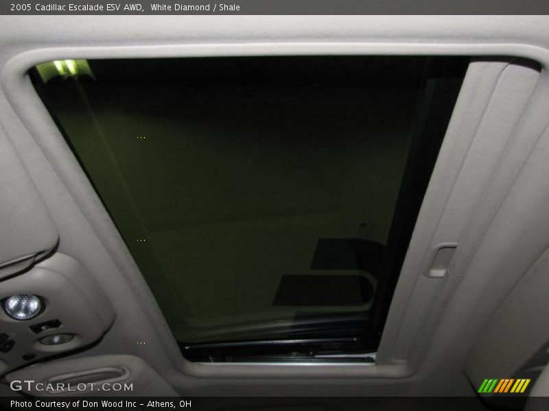 White Diamond / Shale 2005 Cadillac Escalade ESV AWD