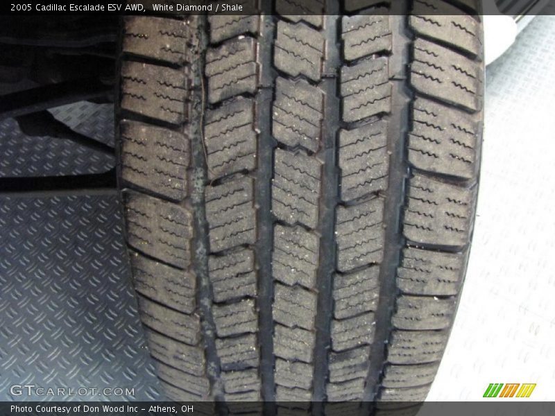 White Diamond / Shale 2005 Cadillac Escalade ESV AWD