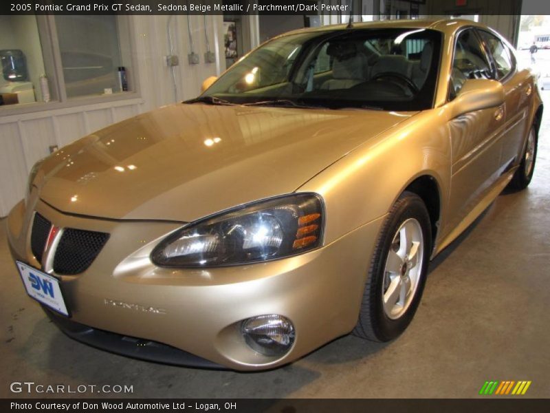 Sedona Beige Metallic / Parchment/Dark Pewter 2005 Pontiac Grand Prix GT Sedan