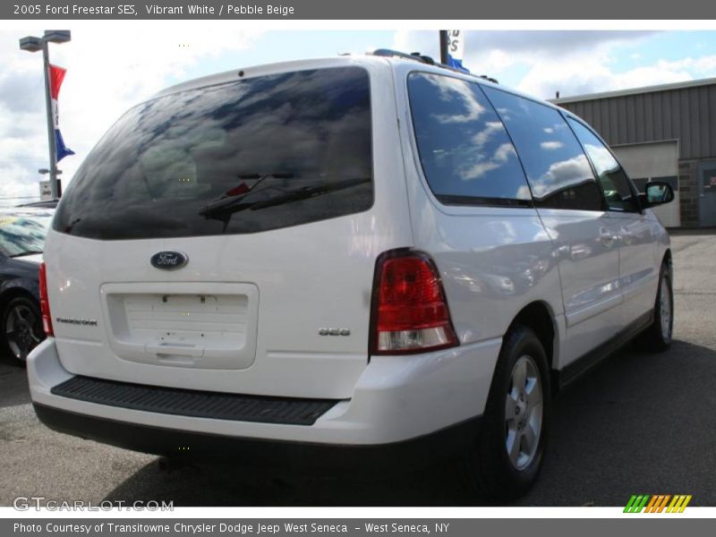Vibrant White / Pebble Beige 2005 Ford Freestar SES