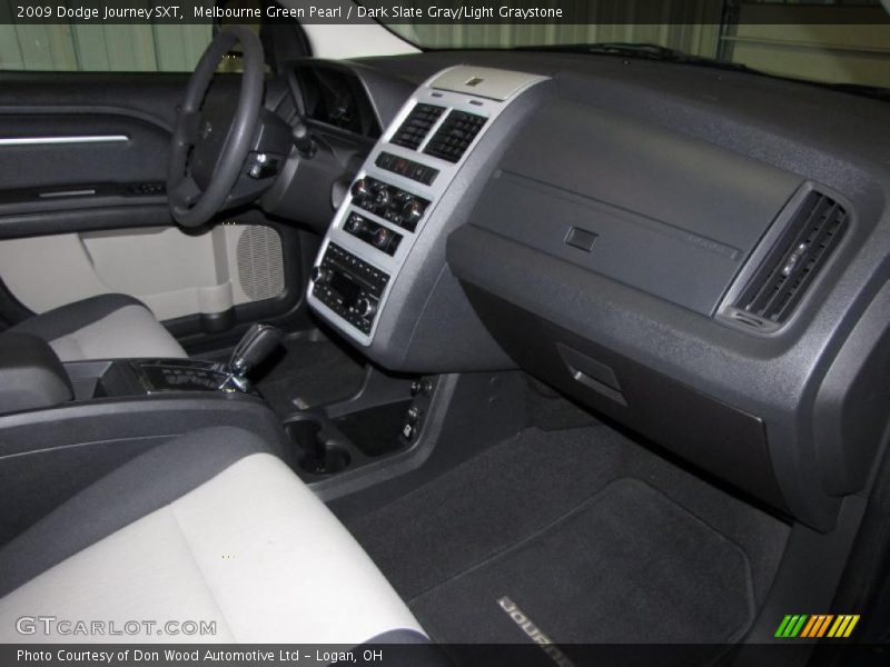 Melbourne Green Pearl / Dark Slate Gray/Light Graystone 2009 Dodge Journey SXT