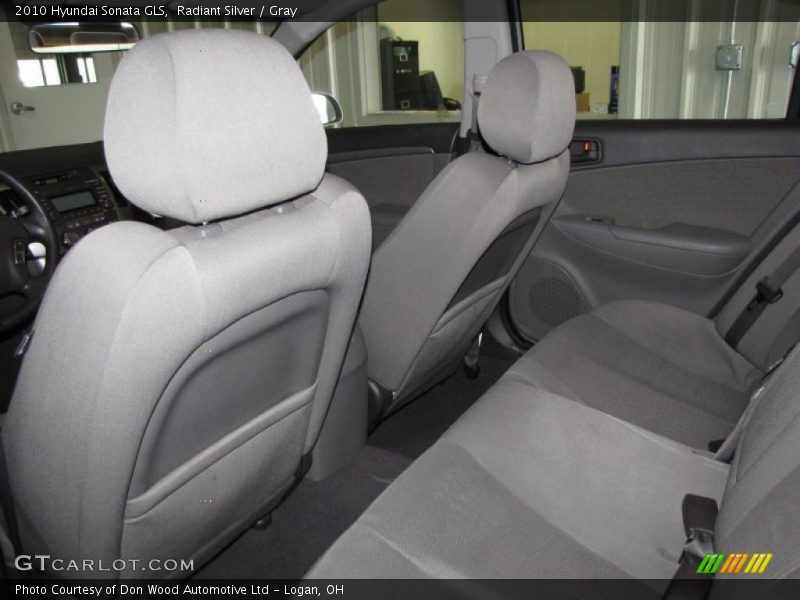 Radiant Silver / Gray 2010 Hyundai Sonata GLS