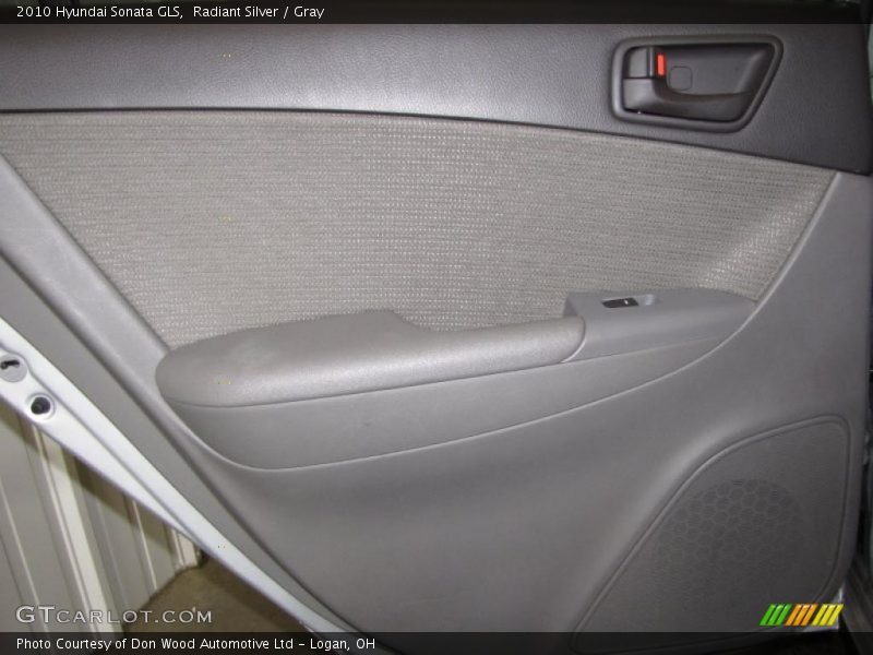 Radiant Silver / Gray 2010 Hyundai Sonata GLS