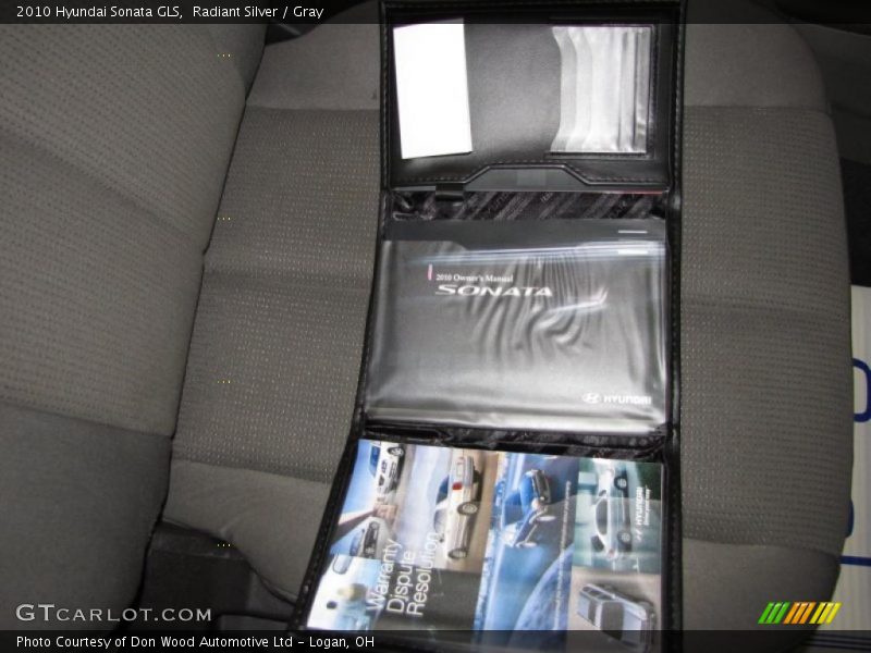 Radiant Silver / Gray 2010 Hyundai Sonata GLS