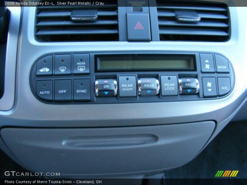 Silver Pearl Metallic / Gray 2008 Honda Odyssey EX-L
