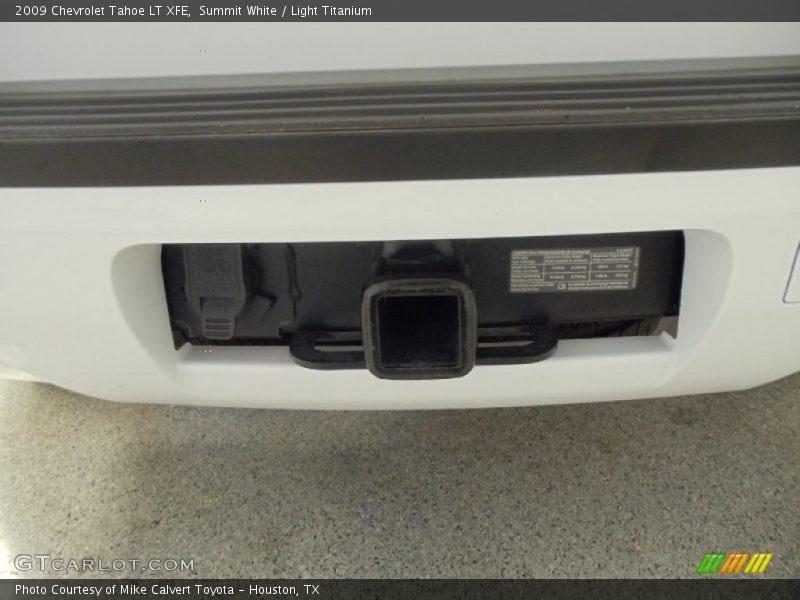 Summit White / Light Titanium 2009 Chevrolet Tahoe LT XFE