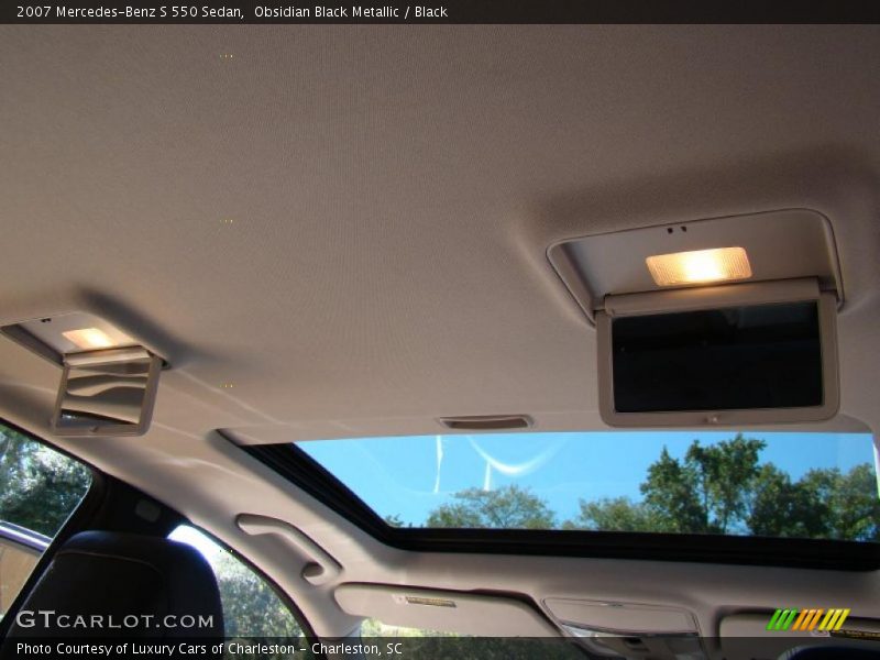 Obsidian Black Metallic / Black 2007 Mercedes-Benz S 550 Sedan