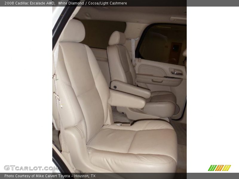 White Diamond / Cocoa/Light Cashmere 2008 Cadillac Escalade AWD