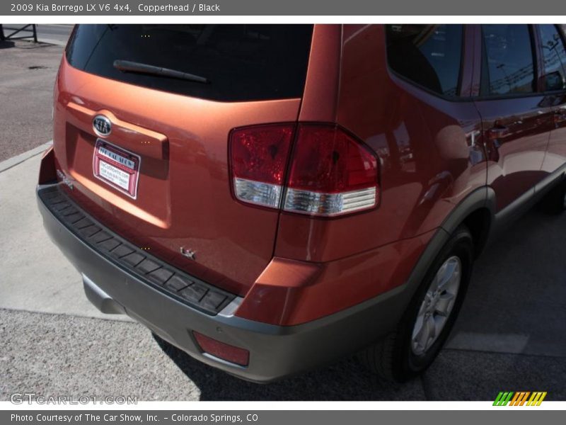 Copperhead / Black 2009 Kia Borrego LX V6 4x4