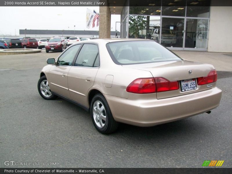 Naples Gold Metallic / Ivory 2000 Honda Accord SE Sedan