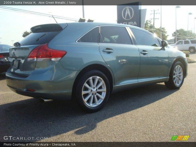 Aloe Green Metallic / Ivory 2009 Toyota Venza I4