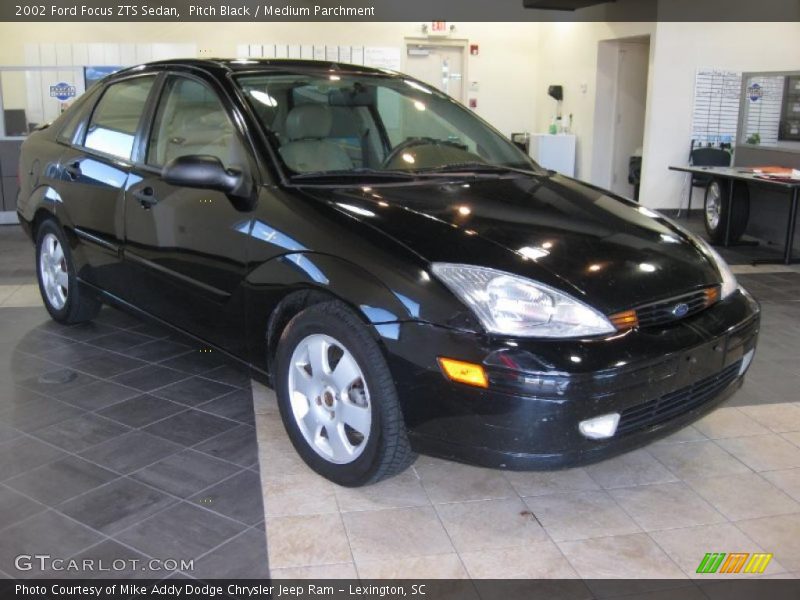 Pitch Black / Medium Parchment 2002 Ford Focus ZTS Sedan