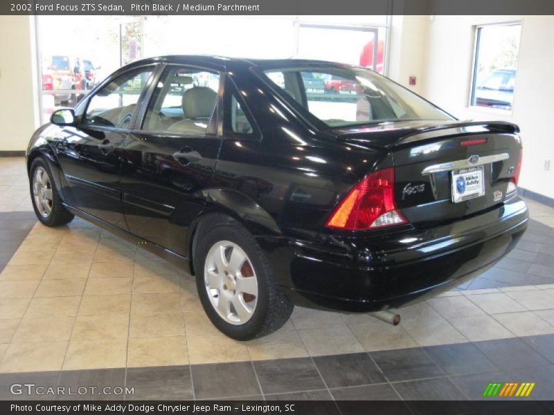Pitch Black / Medium Parchment 2002 Ford Focus ZTS Sedan