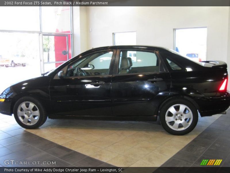 Pitch Black / Medium Parchment 2002 Ford Focus ZTS Sedan
