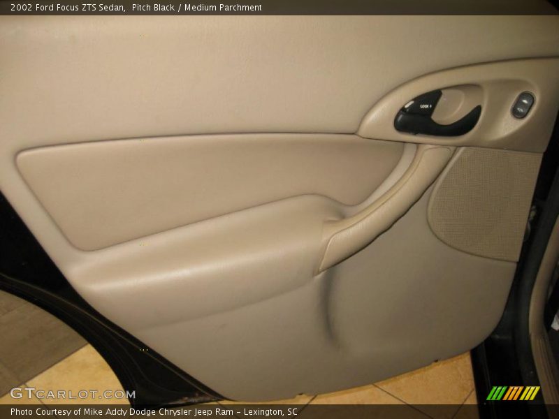  2002 Focus ZTS Sedan Medium Parchment Interior