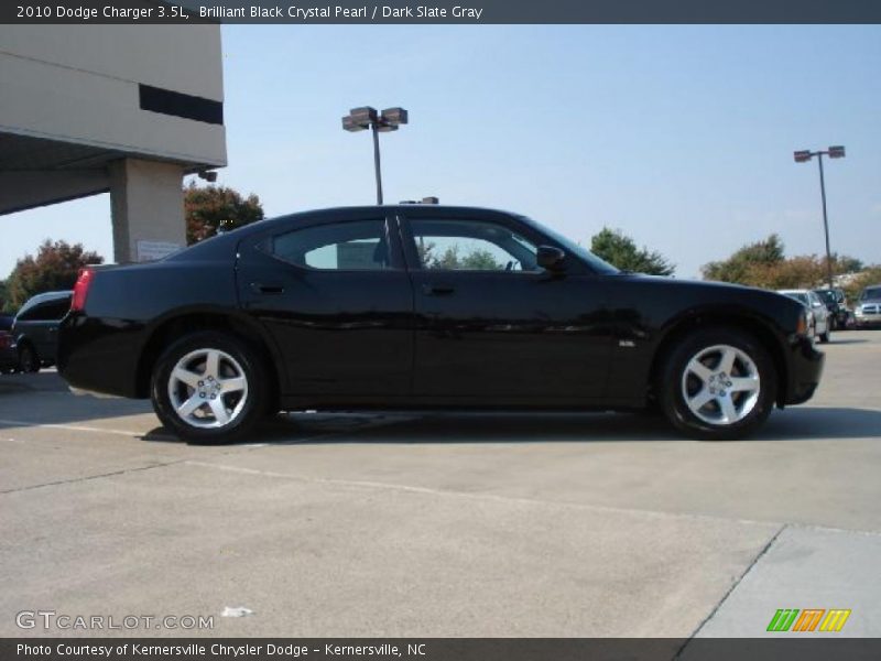 Brilliant Black Crystal Pearl / Dark Slate Gray 2010 Dodge Charger 3.5L