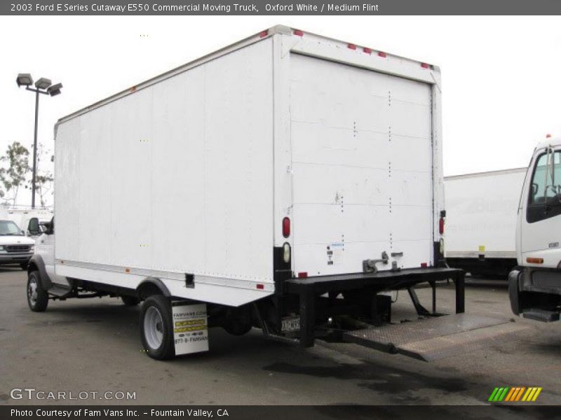 Oxford White / Medium Flint 2003 Ford E Series Cutaway E550 Commercial Moving Truck