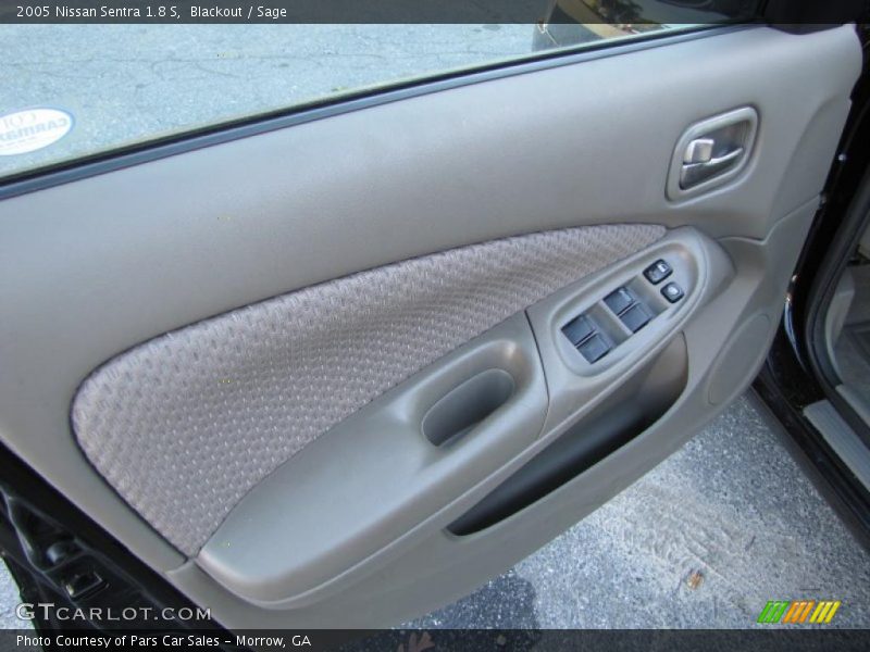 Blackout / Sage 2005 Nissan Sentra 1.8 S