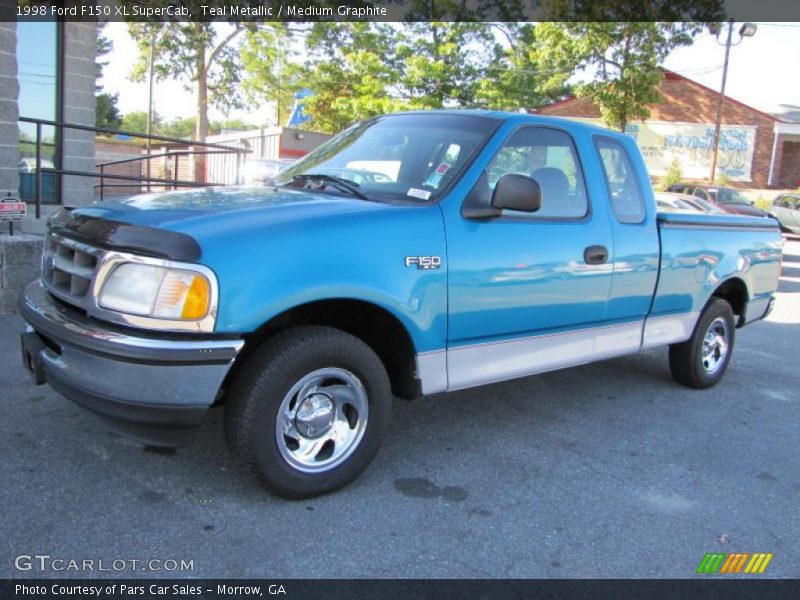 Front 3/4 View of 1998 F150 XL SuperCab