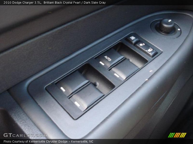 Brilliant Black Crystal Pearl / Dark Slate Gray 2010 Dodge Charger 3.5L
