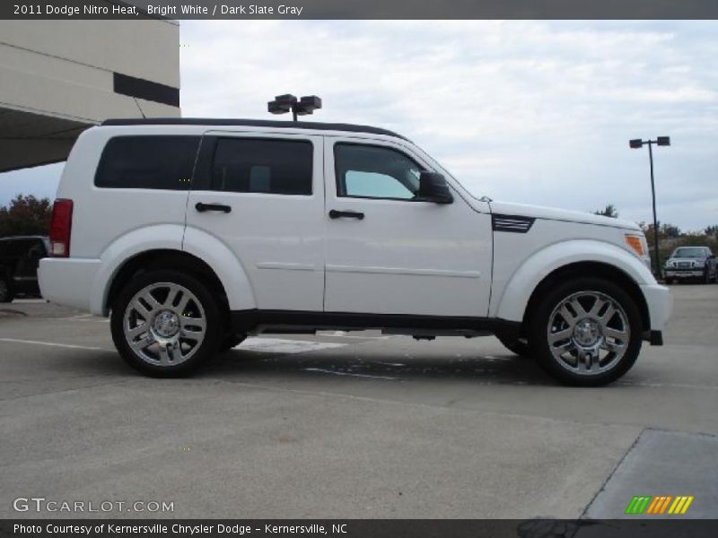Bright White / Dark Slate Gray 2011 Dodge Nitro Heat