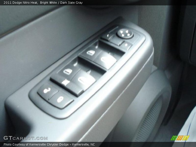 Bright White / Dark Slate Gray 2011 Dodge Nitro Heat