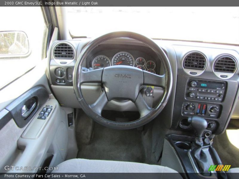 Dashboard of 2003 Envoy SLE