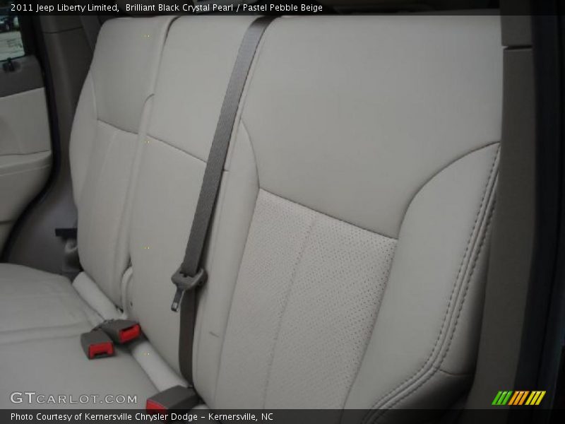 Brilliant Black Crystal Pearl / Pastel Pebble Beige 2011 Jeep Liberty Limited