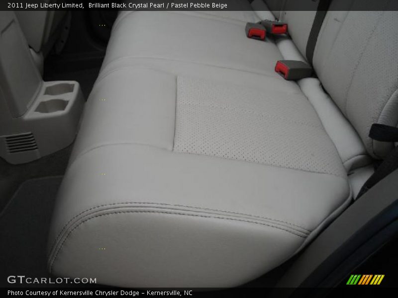Brilliant Black Crystal Pearl / Pastel Pebble Beige 2011 Jeep Liberty Limited