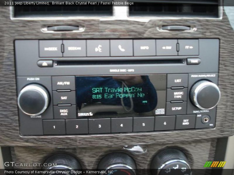 Brilliant Black Crystal Pearl / Pastel Pebble Beige 2011 Jeep Liberty Limited