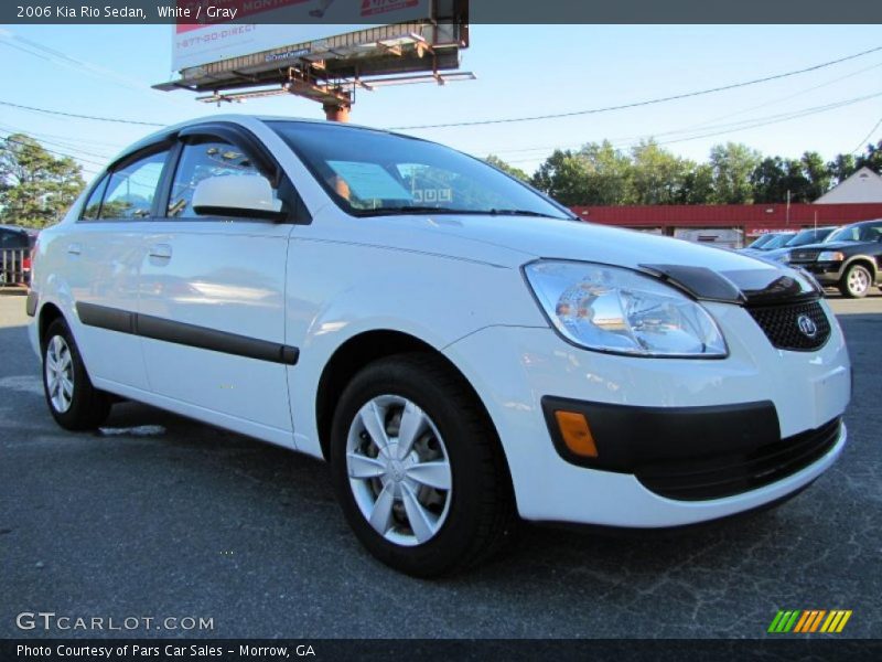 White / Gray 2006 Kia Rio Sedan