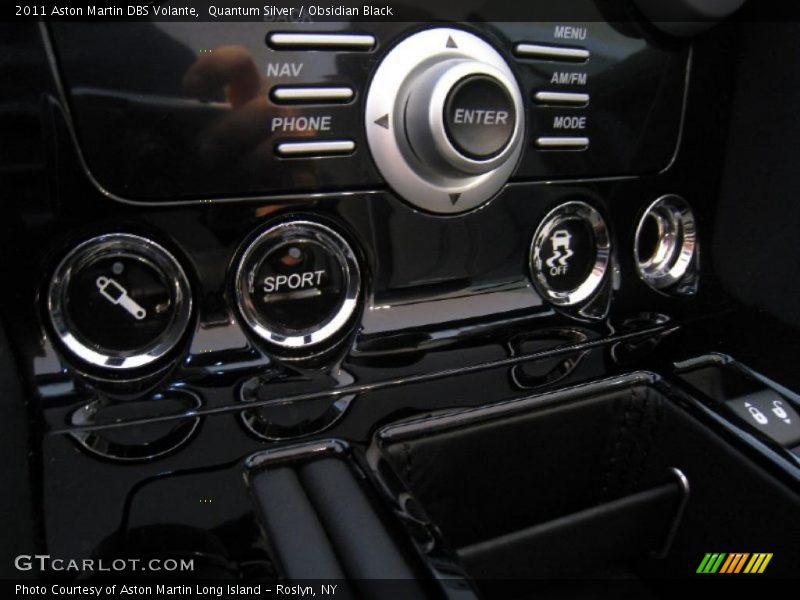 Controls of 2011 DBS Volante